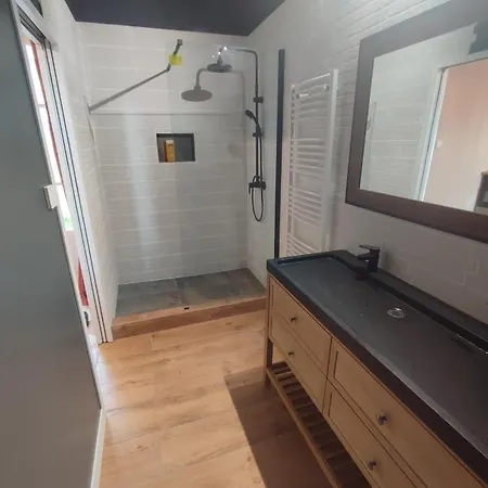 Au Tournebride Apartman Randan